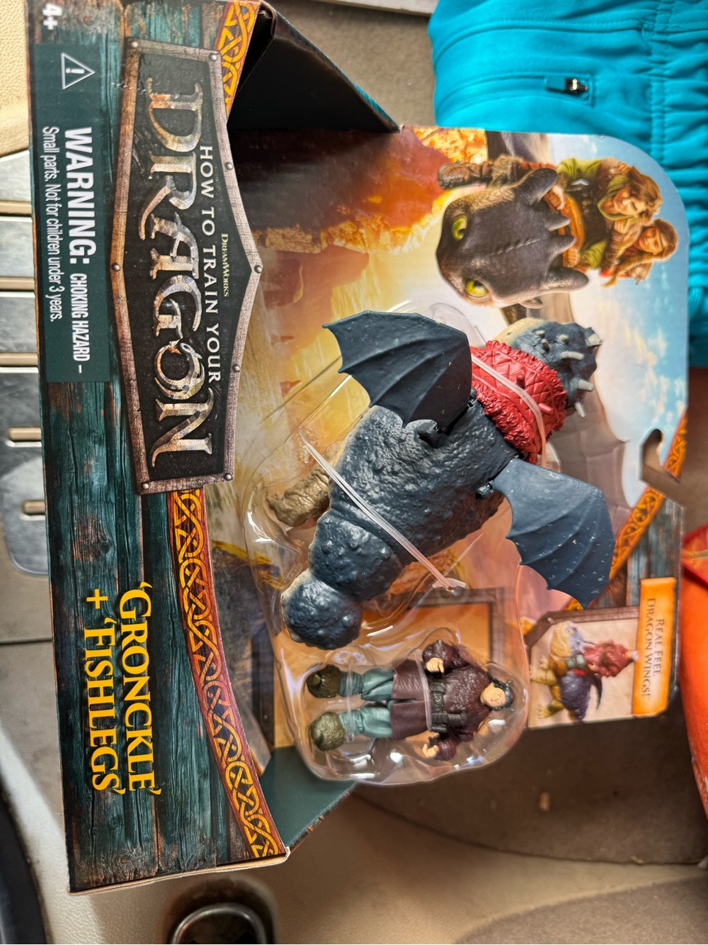 Gronckle & Fishlegs Action Figure Set - Black & Red